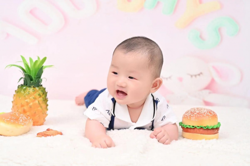 冠县宝宝眼角红血丝 冠县宝宝眼角红血丝